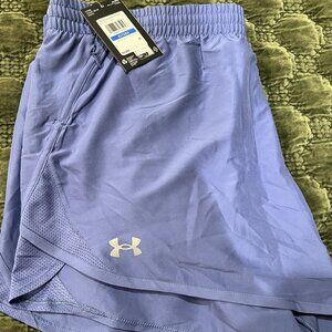 Womens NWT Under Armour Shorts XL